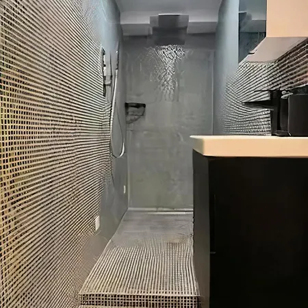 Celine 14 Eme Le Nid Secret - Au Coeur De *