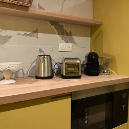 Celine 14 Eme Le Nid Secret - Au Coeur De *